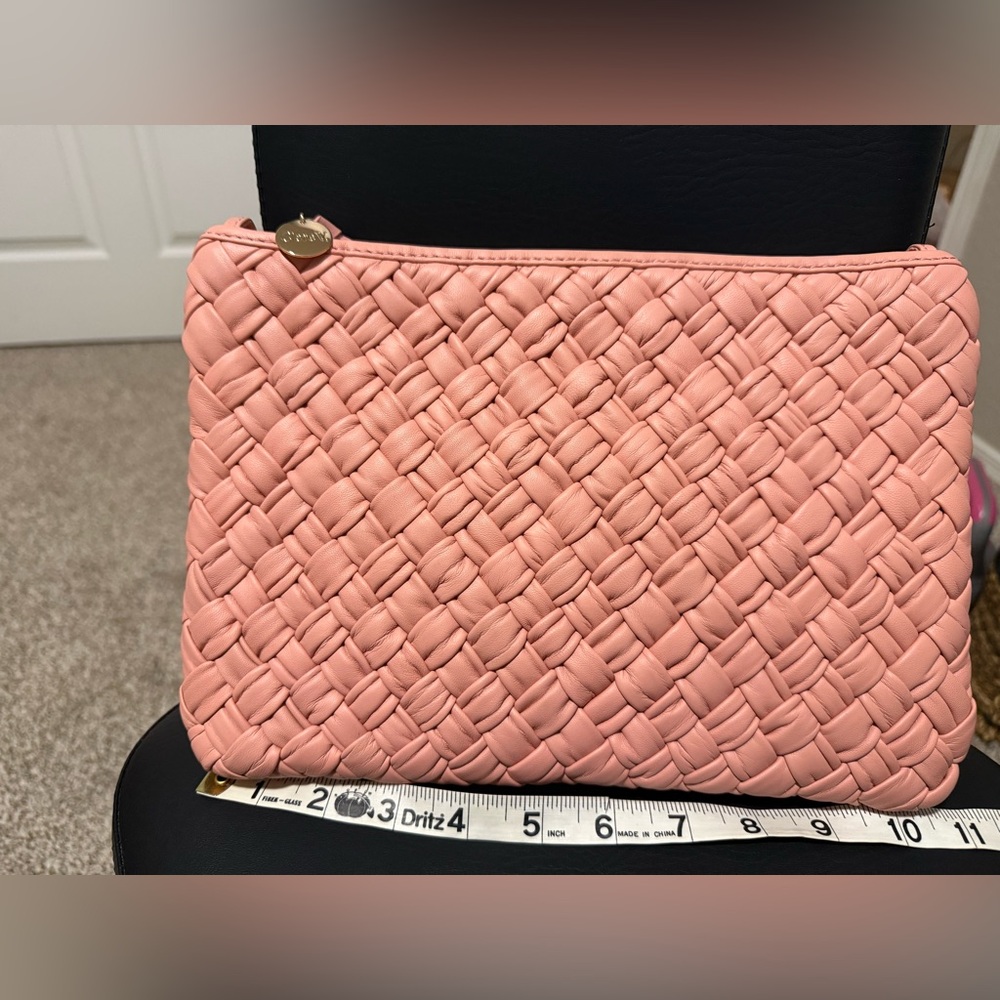 Clare V Puffy Woven Leather Clutch with Tabs in blush pink NWT - Picture 7 of 8